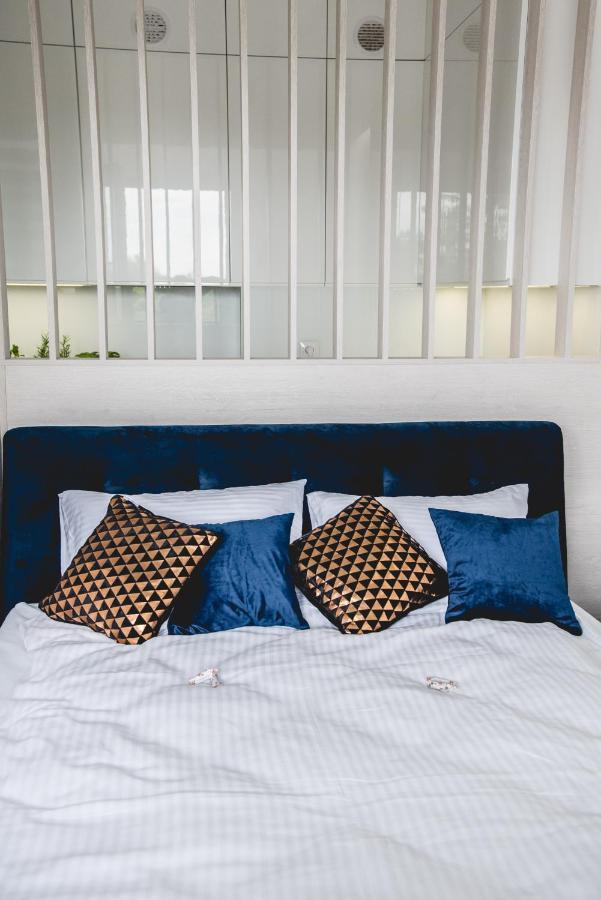 Hypnotize Glamour Apartment